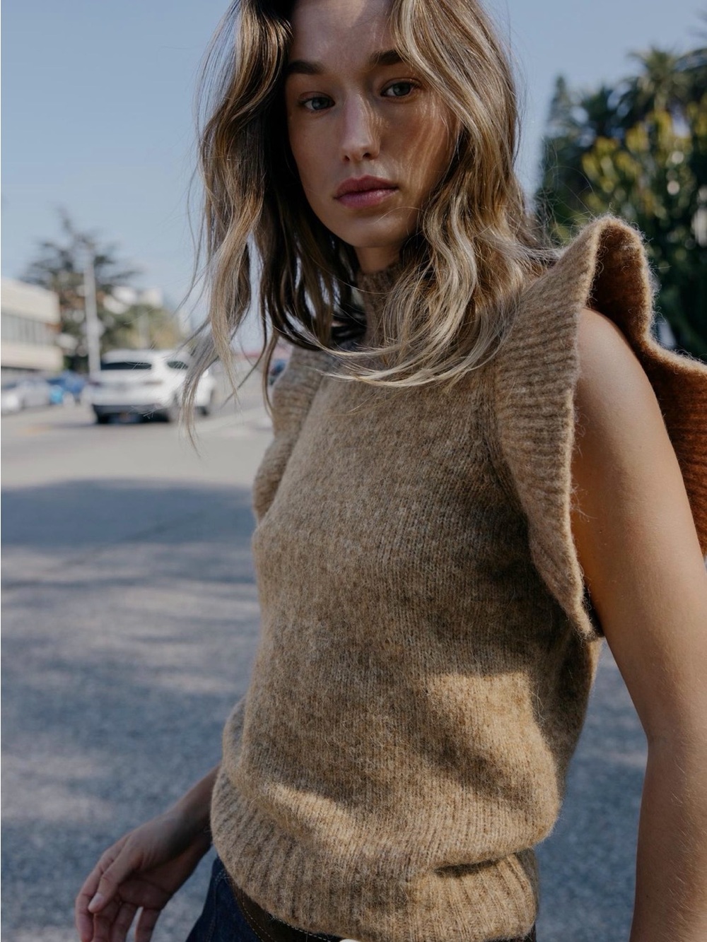 ZARA Wool Vest with Ruffles - Picture 3 of 9